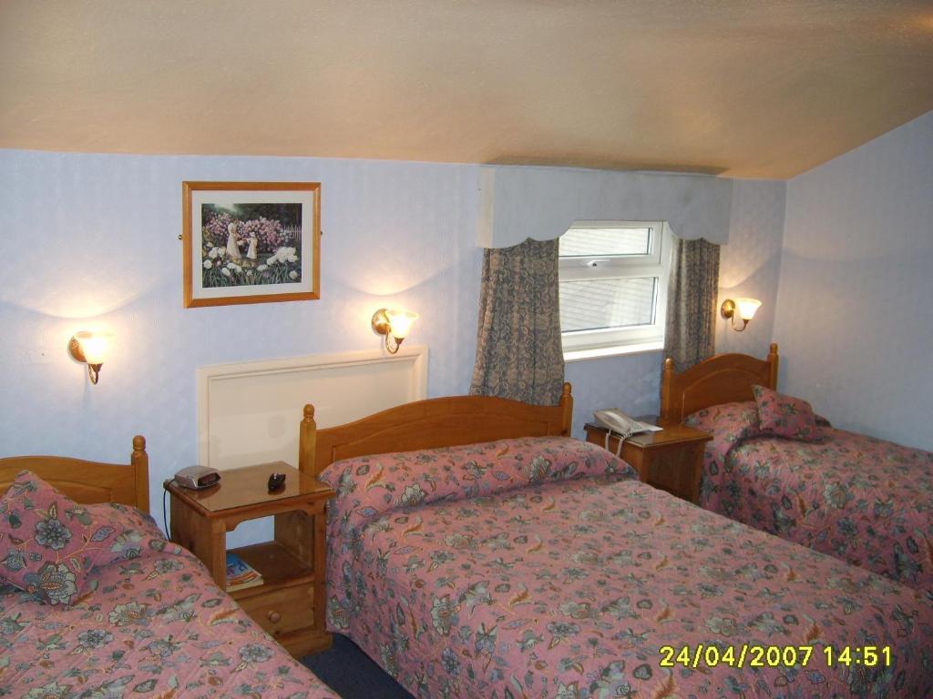 The Dodington Lodge Hotel Whitchurch  Oda fotoğraf