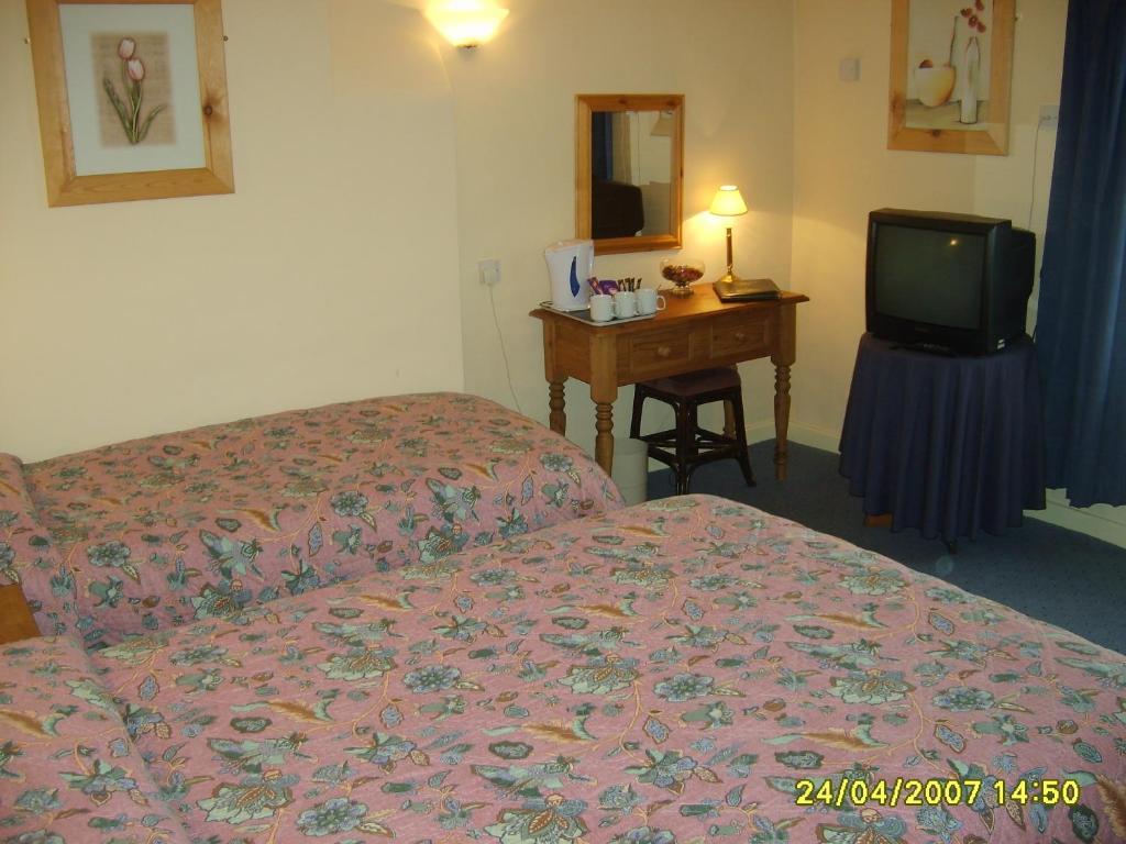 The Dodington Lodge Hotel Whitchurch  Oda fotoğraf