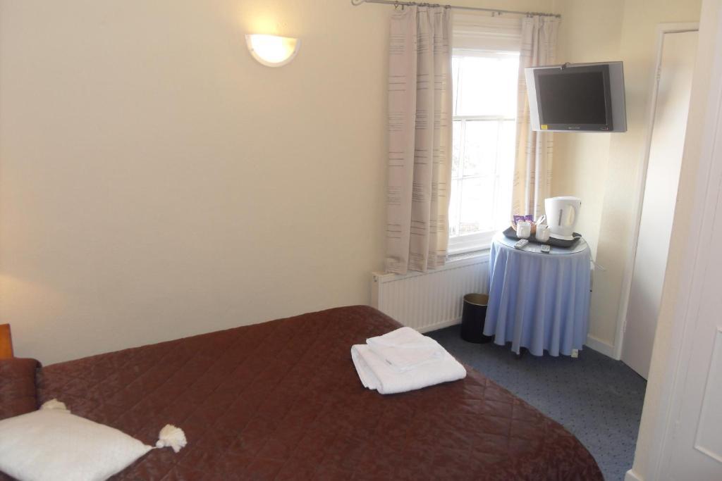 The Dodington Lodge Hotel Whitchurch  Oda fotoğraf